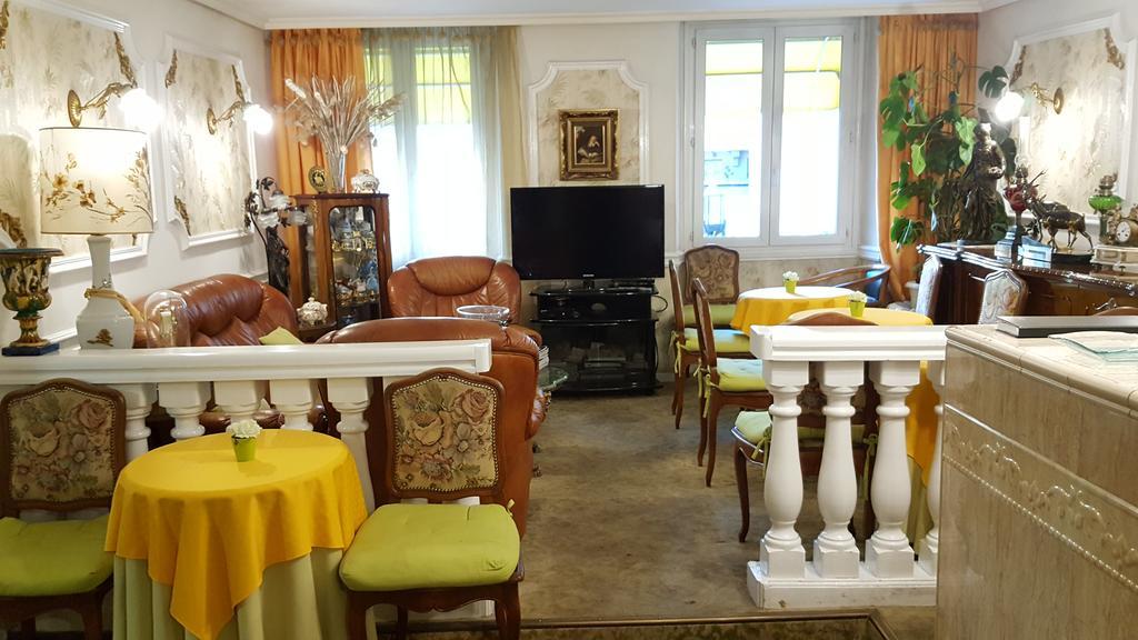 Hotel Relax Марсель Экстерьер фото